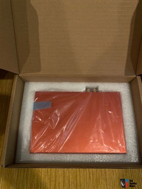 Holo Audio - Red - DDC & Network Streamer Photo #4947098 - US Audio Mart