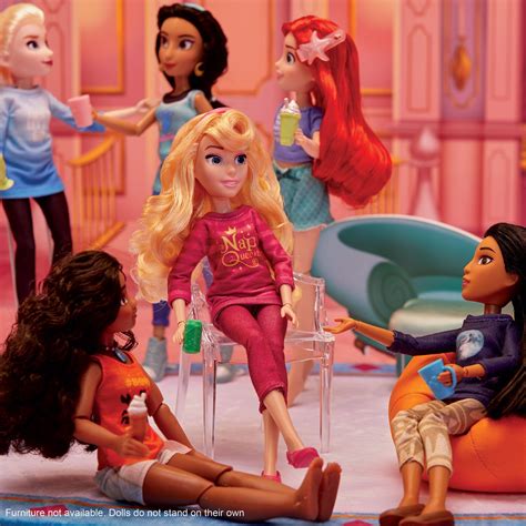Hasbro Reveals Ralph Breaks the Internet Disney Princess Dolls