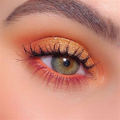 Pin de Rebecca Landmark em makeup | Ideias de maquiagem, Visuais de ...