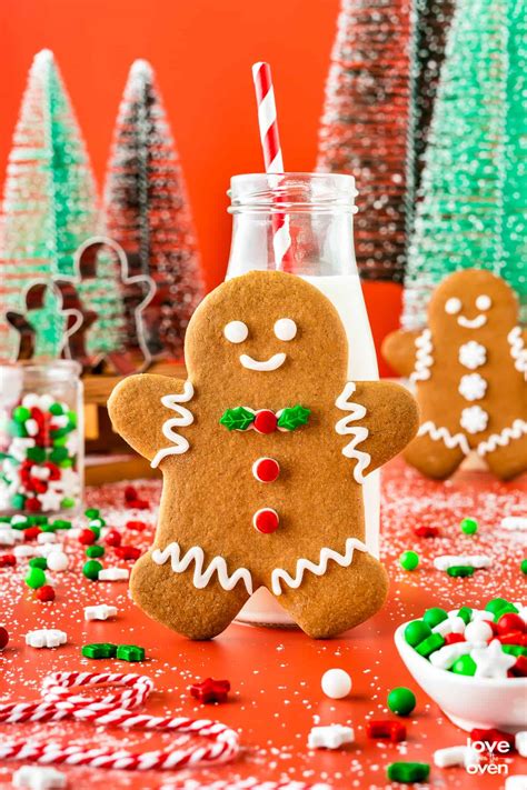 gingerbread man cookies love   oven