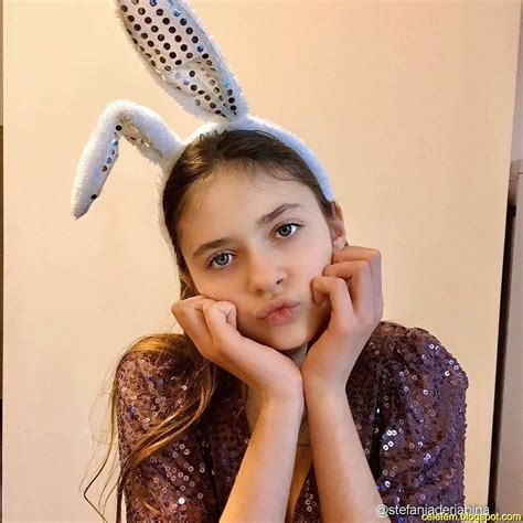 Celebridades Femeninas Oficial: Stefania Deriabina – Belleza Incipiente ...