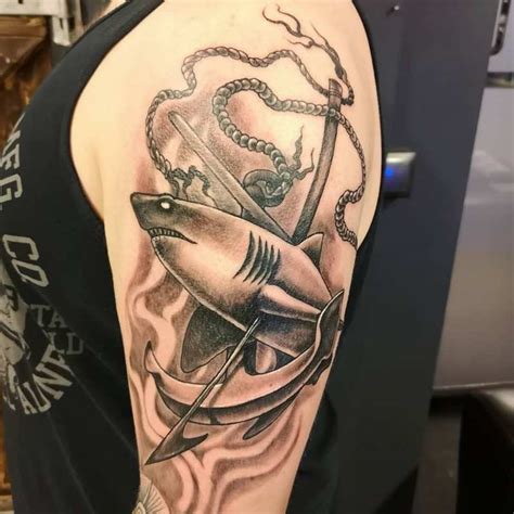 Tattoo • Подборка татуировок на тему: Акула. Плечо