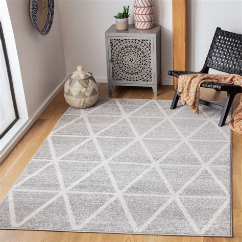 SAFAVIEH Adirondack Darien Geometric Area Rug, Grey/Ivory, 4' x 6