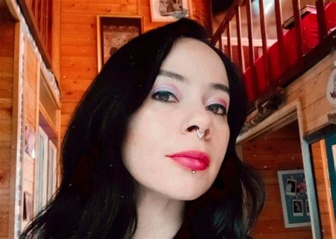 ANTOLOGÍA: YENNY LEÓN – Alter Vox Media