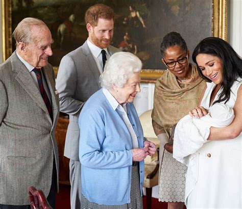 Queen Elizabeth II meets Prince Harry, Meghan's daughter Lilibet