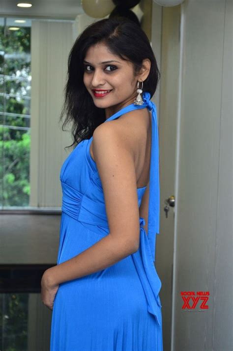 Actress Mona Stills - Social News XYZ