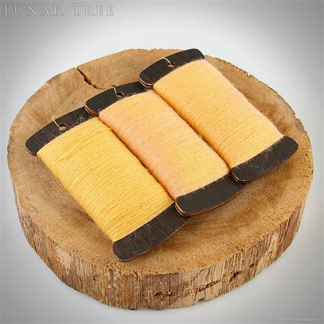 Нитки шерстяные для вышивания 250 м. Ручное крашение. Сладкий мед ...