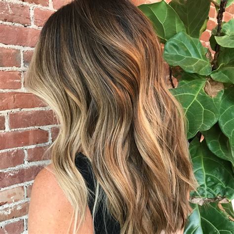 balayage highlights on blonde hair 3