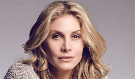 elizabeth mitchell body measurements height weight bra size shoe size