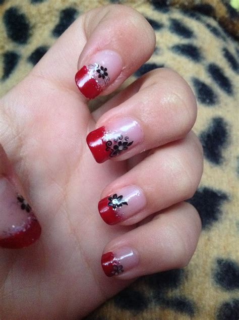How Much Should You Tip Your Manicurist At Christmas at Rita Skelley blog