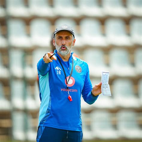 Crisis in Soweto: Orlando Pirates’ Jose Riveiro to walk away?