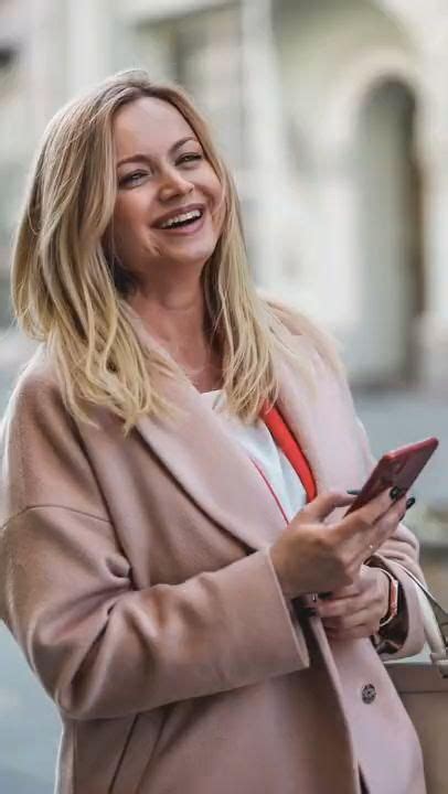 Beautiful girls on the streets of Moscow_ Russia _photoraphy [Video ...