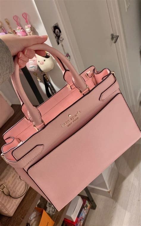 𝐌𝐲𝐚 🎀 adlı kullanıcının 𝖣 𝖴 𝖬 𝖯 𝖲 𝖪 𝖨 panosundaki Pin | Çanta dolabı ...