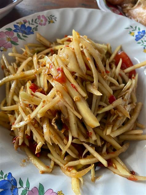 Nuttacha Yuneoid added a new photo. - Nuttacha Yuneoid