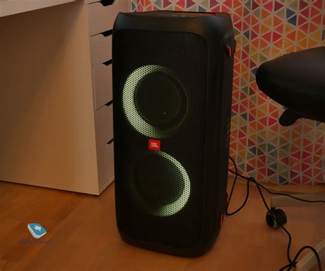 Mobile-review.com Обзор колонки JBL Partybox 310 – громогласные 240 ватт
