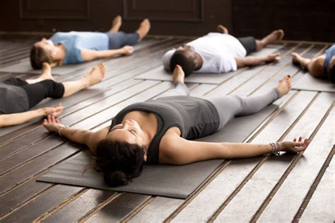 savasana       yoga pose wemystic