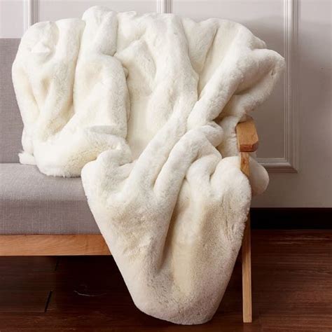 Shop Silver Orchid Conklin Contemporary Throw Blanket - Overstock ...