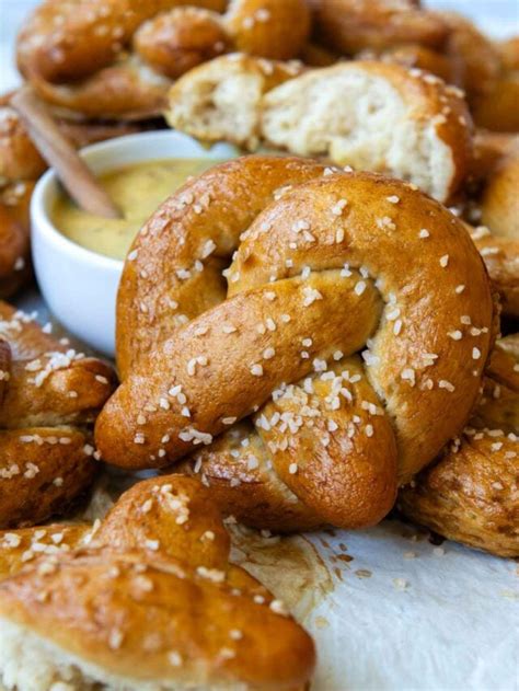 easy gluten  pretzels recipe mamagourmand