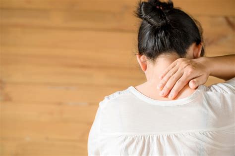 What Leads To Neck Pain? Know Risk Factors And Tips To Manage This Pain