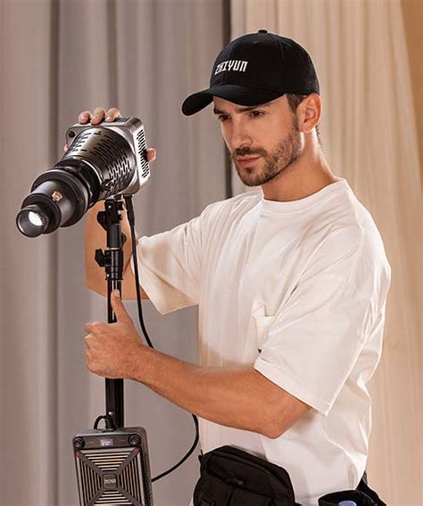 Zhiyun Molus G200 | Foco LED COB