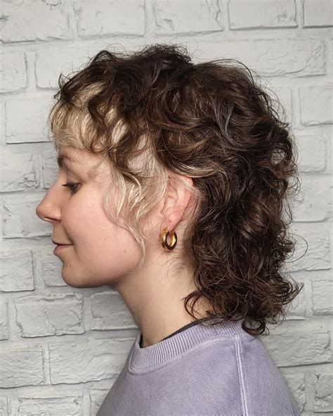 Trendy Mullet Haircuts for Women