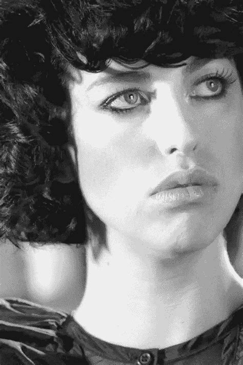 kimbra lee johnson gifs | WiffleGif