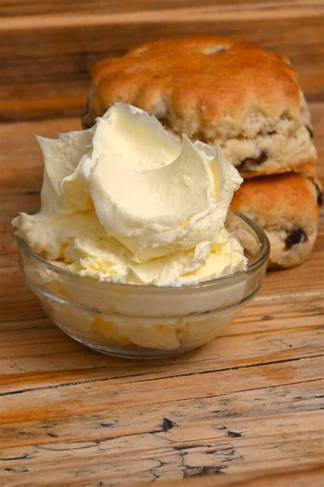 The Perfect Clotted Cream Recipe - Alphafoodie