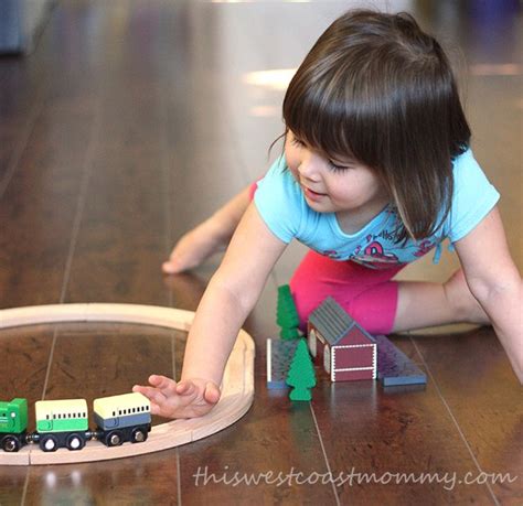 vintage train set | This West Coast Mommy