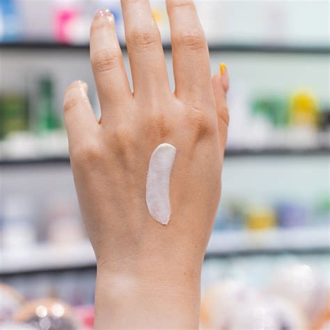 Солнцезащитный крем Blithe Honest Sunscreen SPF 50+ PA ++++ - купить в ...