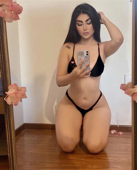 Andy Sia Espin | Esa mami es élite!!! …. …. …. …. … …. …. #savegexfenty