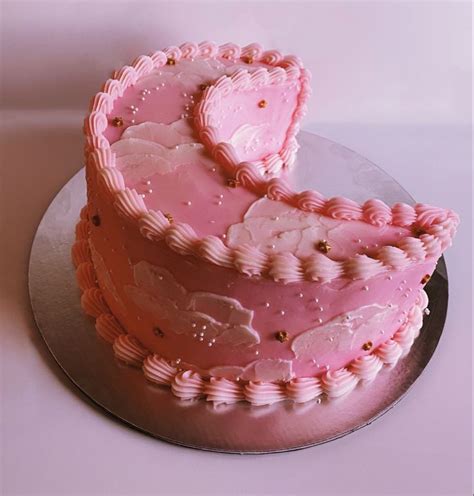 Celestial moon cake in 2023 | Baking sweets, Pretty cakes, Cake