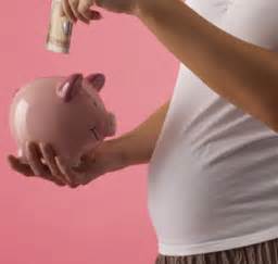 italian governors plan  pay pregnant women  financial