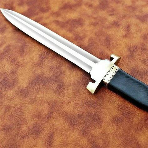 handmade steel dagger hunting knife art knife  leather inspire
