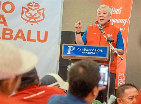 bung dismisses claims  split  sabah umno  star
