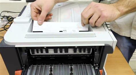 Что делать если в принтере hp, canon, brother, xerox, epson застряла бумага