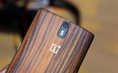 Інсайдер: OnePlus 12 може отримати спеціальну версію із задньою панеллю ...