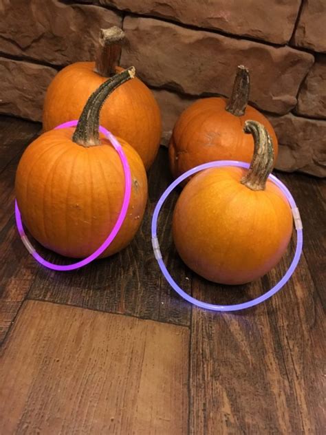 How to Make a Simple Ring Toss Pumpkin Game - New Mom at 40