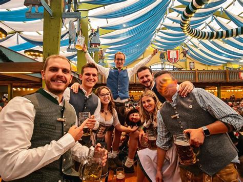 Munich: Guided Oktoberfest Experience with Beer and Lunch | GetYourGuide