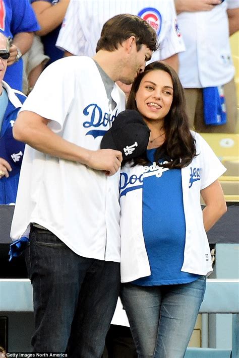 Mila Kunis and Ashton Kutcher dress down for a family breakfast in Los ...