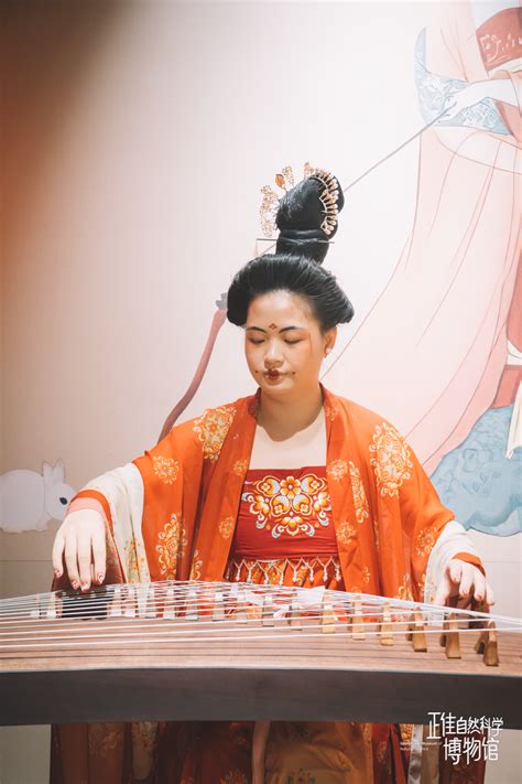 “唐宫夜宴”广州篇！春节到博物馆“粉黛游唐，千灯寻龙”
