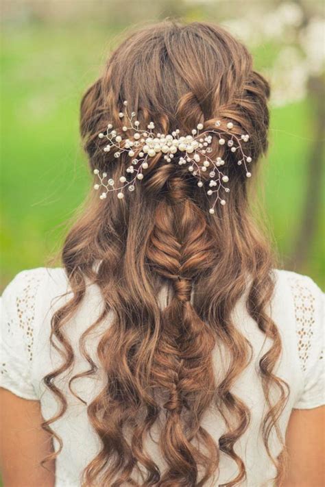 Прическа с кудрями и косой типа рыбий хвост Curly Bridal Hair, Simple ...