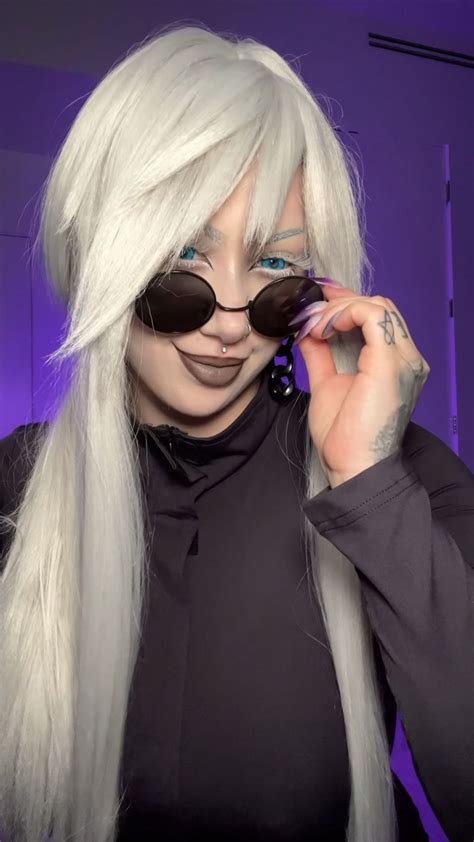 Ravengriim | Kind of😅 I couldn’t just around to much bc of the dress