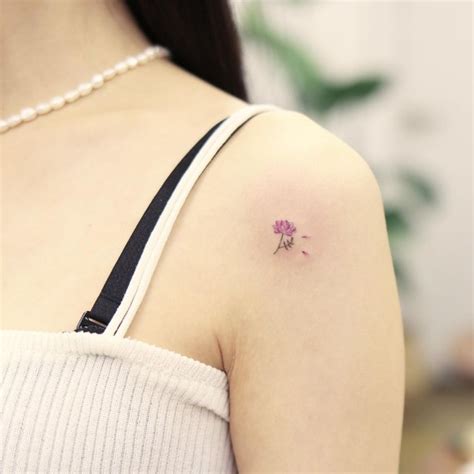 12 Minimalist Flower Tattoo Ideas and Their Hidden Meanings | Preview.ph