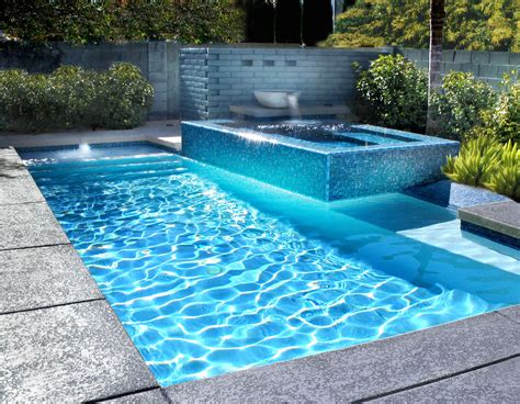 50 Spectacular Swimming Pool Water Features
