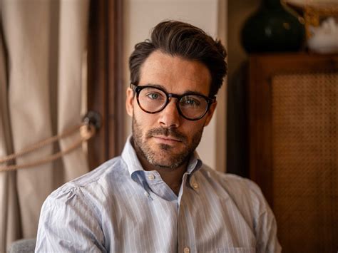 Vintage Round Glasses: Mens Guide to Classic Eyewear – Banton Frameworks