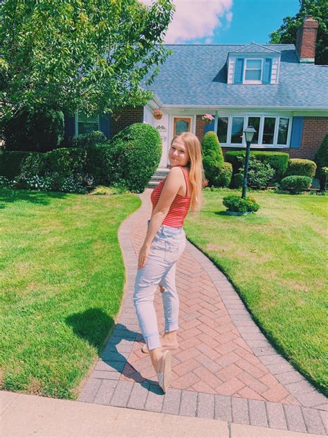 Erin Gerasimovich's Bio, Career, Net Worth, Boyfriend, Body Measurement