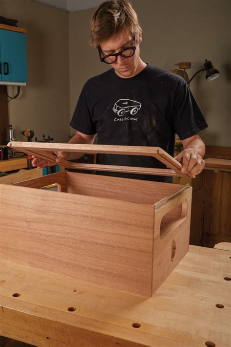 Mini Curio Cabinet | Popular Woodworking