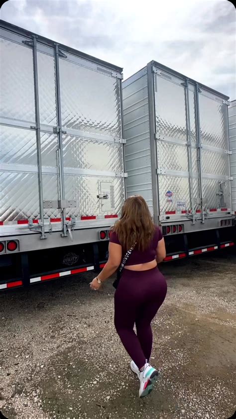 Irlanda Sanchez (@1028_la_muneca_de_san_diego) • Instagram photos and