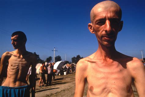 A Photographer Looks Back on the Horrors of the Bosnian War - VICE