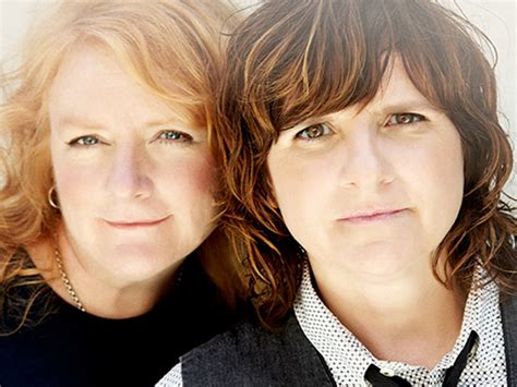 indigo girls net worth 2025